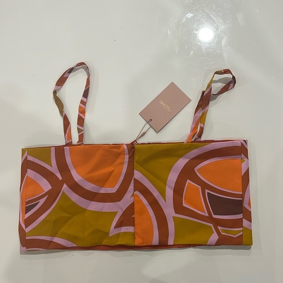 NWT Alexis Giorgina Cropped Top Abstract Orange - Picture 4 of 4
